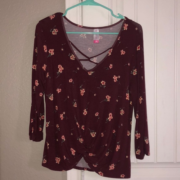 Shirt - Picture 1 of 2